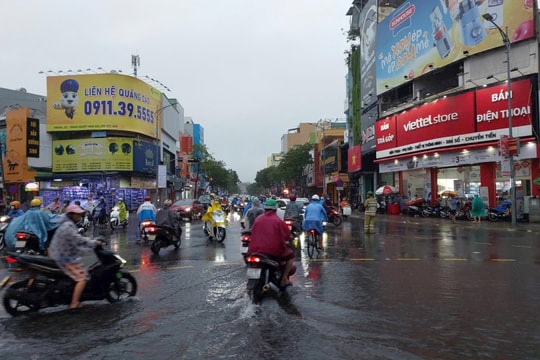 Đà Nẵng  triển khai ứng phó mưa lớn, lũ quét và sạt lở đất