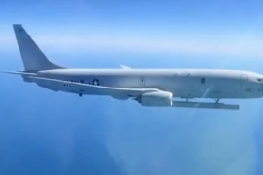Su-35 Nga chặn máy bay P-8 Mỹ trên Biển Đen, hé lộ radar tuyệt mật