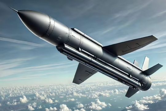 Mỹ phê duyệt bán gần 3.400 tên lửa tấn công tầm xa cho Ukraine