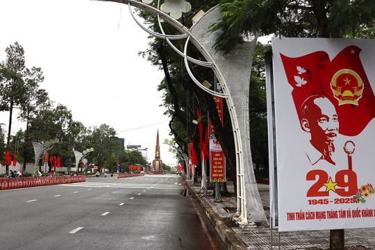 Cà Mau rực rỡ cờ hoa chào mừng Quốc khánh