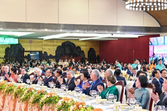 Cùng trí tuệ và bản lĩnh kiên cường, dân tộc Việt Nam sẽ tiếp tục chinh phục những đỉnh cao mới