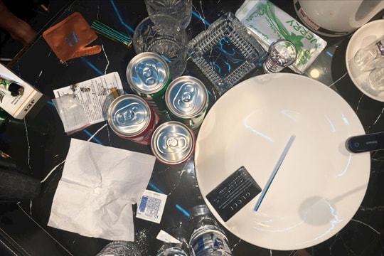 Bắt nhóm đối tượng sử dụng ma túy tại quán bar