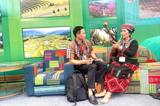 “Vũ khúc núi rừng” hòa cùng ngày hội non sông