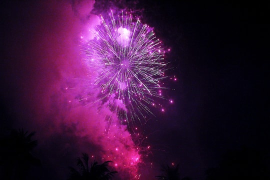 Hà Nội ngất ngây trong "bữa tiệc ánh sáng" tại công viên Thống Nhất