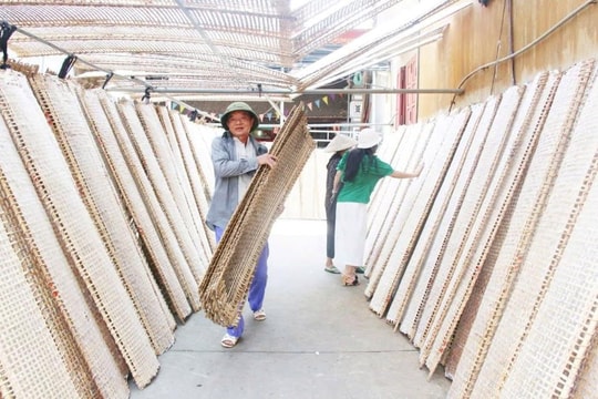 Bắc Ninh giữ gìn và phát triển thương hiệu bánh đa nem Thổ Hà