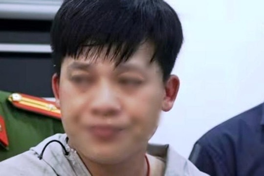 Nam sinh nước ngoài chấn thương sọ não vì bị ném đá