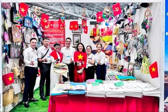Hà Nội quảng bá hàng thủ công mỹ nghệ tại Hội chợ quốc tế Tokyo Gift Show 2025