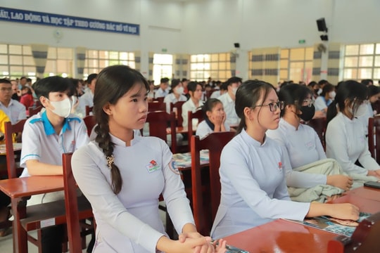 Tây Ninh: Lễ khai giảng tránh phô trương, hình thức