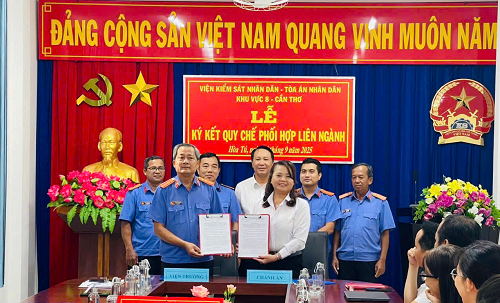 TAND và VKSND khu vực 8 - Cần Thơ ký kết quy chế phối hợp