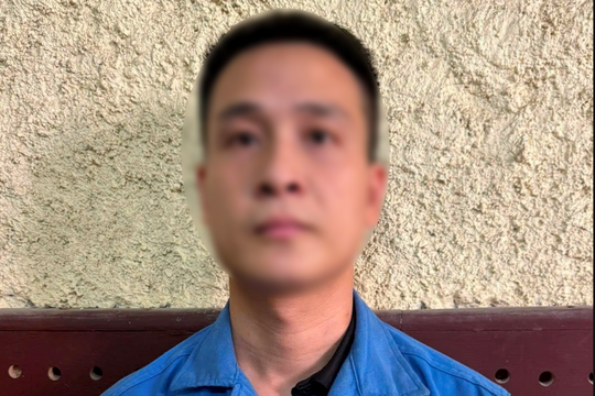 Bắt đối tượng lừa đổi ngoại tệ trên mạng xã hội