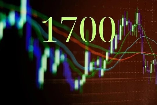 VN-Index lần đầu vượt 1.700 điểm, dòng tiền cuồn cuộn đổ vào