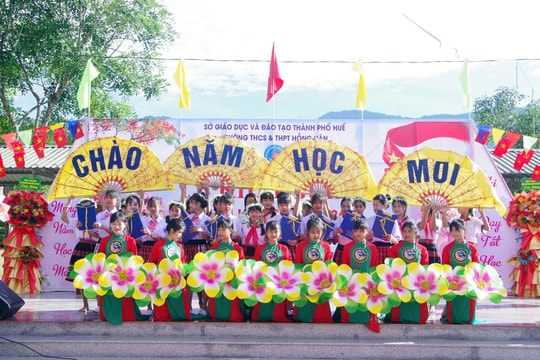 Bộ đội Biên phòng TP. Huế tiếp sức học sinh vùng biên trong năm học mới