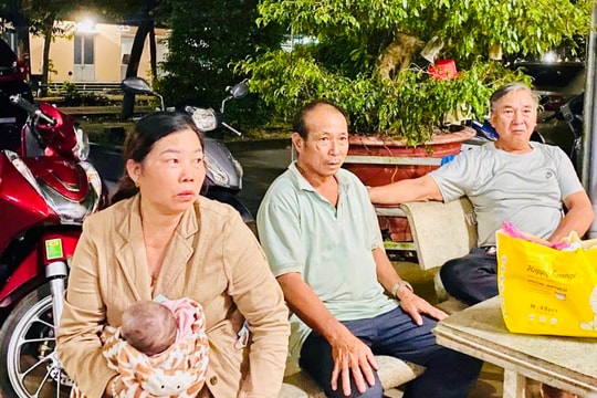 Kết cục có hậu sau chuyến đi vô định của người mẹ tâm thần bế con lang thang