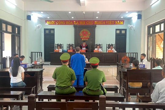 Xét xử vụ án cha đầu độc con gái