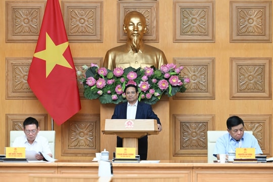 Thủ tướng Phạm Minh Chính chủ trì phiên họp với Hội đồng Tư vấn chính sách