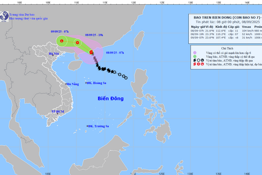 Bão số 7 suy yếu, Hà Nội cảnh báo dông sét