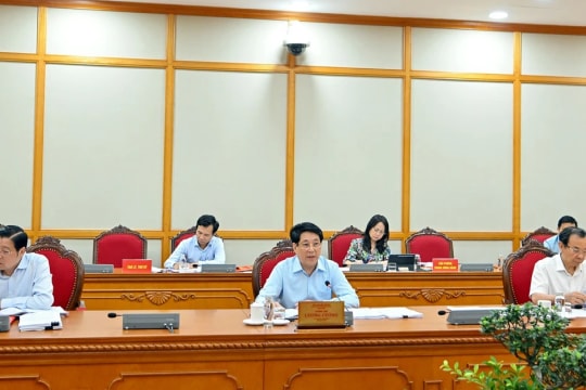 Bộ Chính trị làm việc với Ban Thường vụ Tỉnh ủy các tỉnh: Đồng Nai, Vĩnh Long, Đồng Tháp, Quảng Trị, Thái Nguyên, Phú Thọ