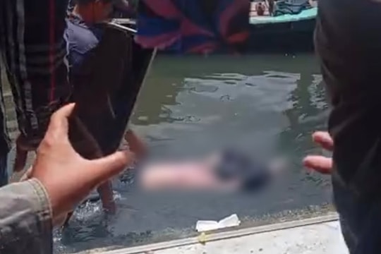 Phát hiện thi thể trôi dạt trên sông