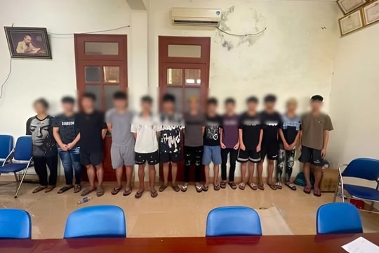 Khởi tố nhóm thanh thiếu niên gây ra 2 vụ cướp tài sản