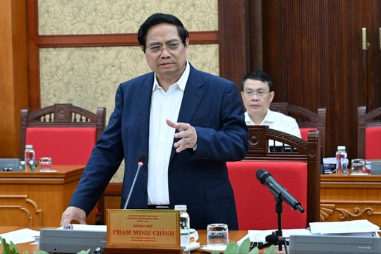 Thủ tướng làm việc với Ban Thường vụ Tỉnh ủy Tuyên Quang