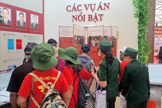 Gian trưng bày của Tòa án nhân dân: Nơi công lý được tôn vinh