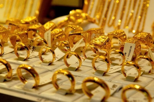 Giá vàng hôm nay 10/9: Giảm 300.000 - 500.000 đồng/lượng