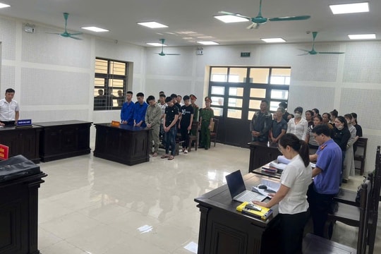 Xét xử nhóm thanh niên gây rối trật tự công cộng