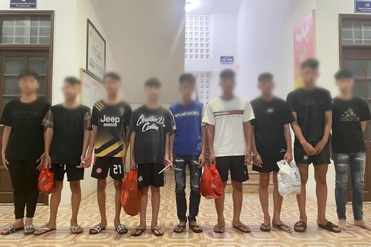 Nhóm thanh, thiếu niên cướp tài sản, dùng bom xăng gây náo loạn đường phố