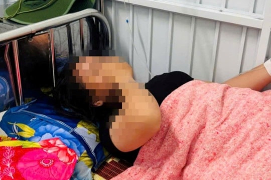 5 sinh viên Đại học Huế nhập viện sau bữa ăn