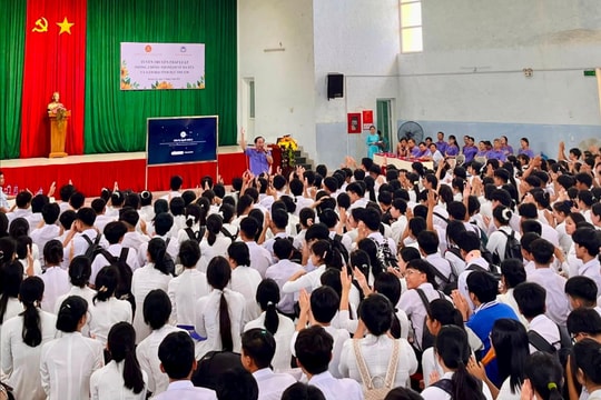 Phòng ngừa ma túy, xâm hại tình dục từ trường học