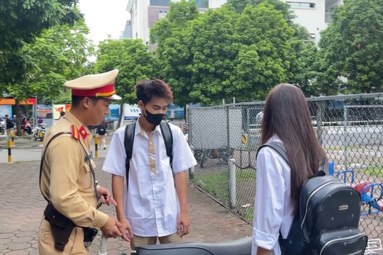 Hà Nội triển khai đợt cao điểm xử lý học sinh và phụ huynh vi phạm giao thông