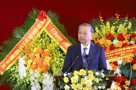 Tổng Bí thư ghi nhận và chỉ đạo ngành Toà án tại Lễ kỷ niệm 80 năm Ngày truyền thống