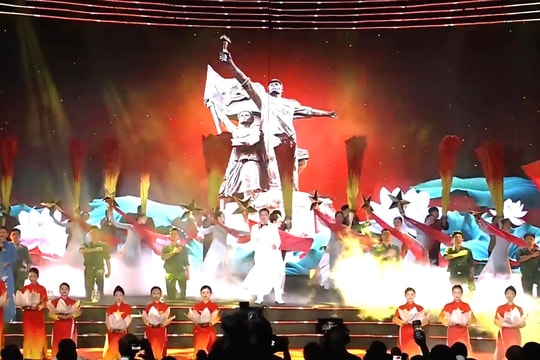 Hào khí Xô viết và khát vọng vươn lên từ di sản