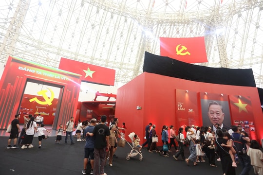 Triển lãm thành tựu đất nước kết thúc đón khách vào 16 giờ ngày 15/9