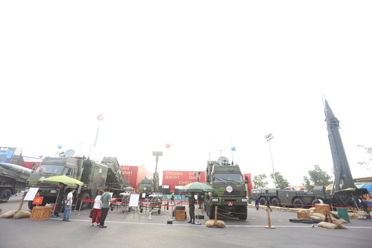 Khám phá Tổ hợp tên lửa phòng thủ bờ biển Trường Sơn