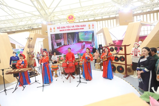 Triển lãm thành tựu đất nước: Bức tranh đa sắc về chặng đường phát triển