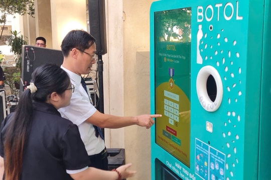 Huế tiên phong giảm rác nhựa với mô hình “Đặt cọc - Hoàn trả”