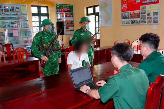 Bắt giữ đối tượng tàng trữ trái phép chất ma túy