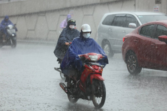 Biển động mạnh, Hà Nội có thể xảy ra mưa rào và dông