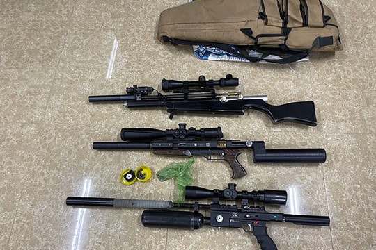 Đường dây chế tạo, mua bán súng quân dụng số lượng lớn bị triệt phá