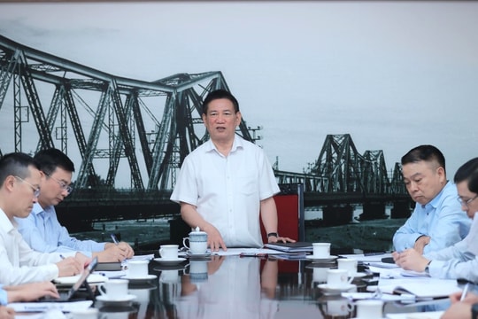 Phó Thủ tướng Hồ Đức Phớc chủ trì cuộc họp về điều hành chính sách tiền tệ, quản lý thị trường vàng