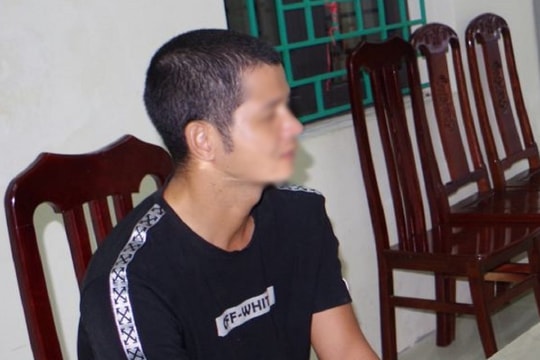 Vờ mượn điện thoại gọi cho người thân rồi cướp