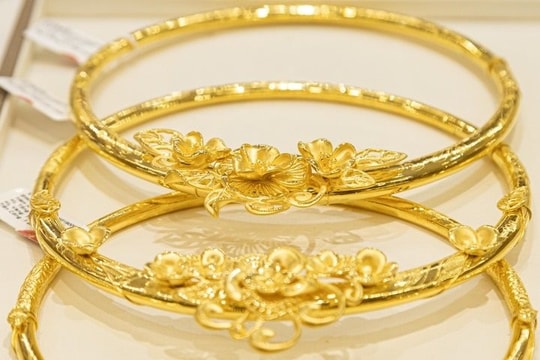 Giá vàng hôm nay 16/9: Tăng vượt 132 triệu đồng/lượng