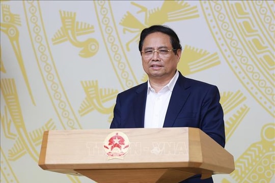 Thủ tướng: Bảo đảm giải ngân 100% vốn đầu tư công trong năm 2025