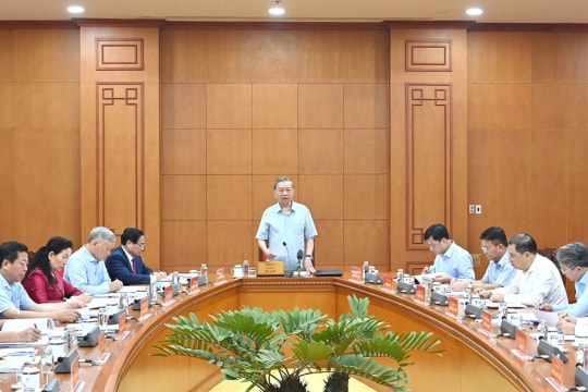 Tổng Bí thư Tô Lâm làm việc với Ban Thường vụ Đảng ủy Chính phủ về Luật Đất đai (sửa đổi) và các luật liên quan