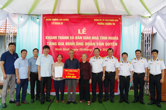 Lữ đoàn Công binh 83 bàn giao nhà tình nghĩa tặng gia đình thương binh tại Ninh Bình