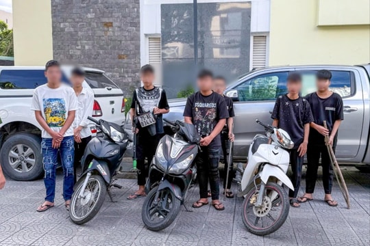 7 thiếu niên rủ nhau “đi đánh người, cướp của” trong đêm