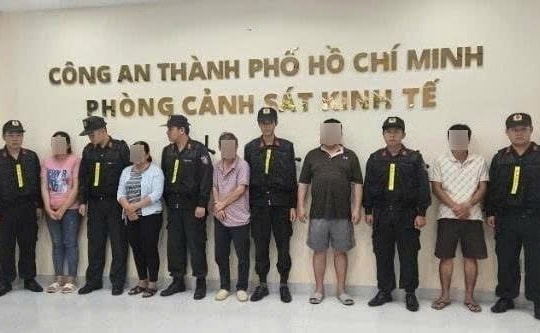 Triệt phá đường dây buôn lậu quy mô lớn, bắt giữ 5 đối tượng