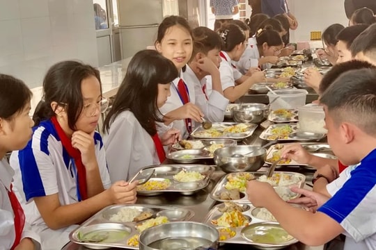 Thủ trưởng các đơn vị, trường học chịu trách nhiệm toàn diện về an toàn thực phẩm