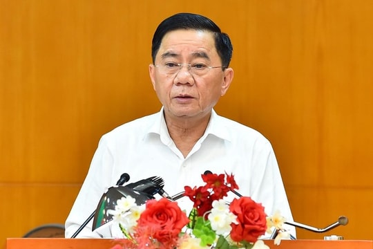 Bộ Chính trị yêu cầu tăng cường toàn diện cho cấp xã